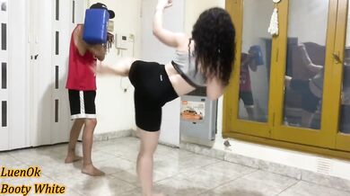 Training with my student BootyWhite I end up her until I make her squirt