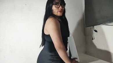 Brunette secretary is penetrated by her big ass