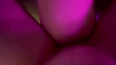 I was so horny that I had to her leg until I cum
