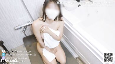 Realistic Japanese couple having sex in the bath while sweating