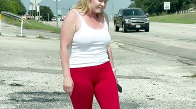 Masturbating in the Car and Soaking my Leggings in Public