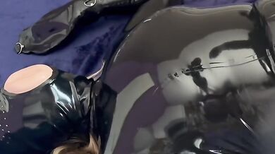 Fucking in a latex vagina mask and gas mask.