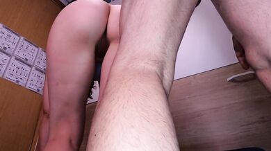 I came up behind her at the gym and fucked her raw till my cum dripped down her legs