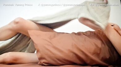 Ohh fuck! Libog ko talaga buti nalang may unan at portable kiffy!