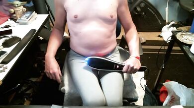 Full Bladder torture with Massager. Cum in tight leggings then lose control!