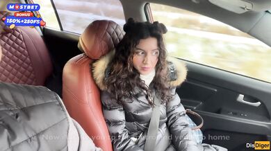 Ex-girlfriend asks me to fuck her one last time before breaking up in a car in public - Cumwalk