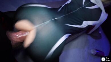 SPIDERGWEN drains CARNAGE'S MASSIVE COCK with all her HOLES and her TIGHT TEEN PUSSY CREAMPIED