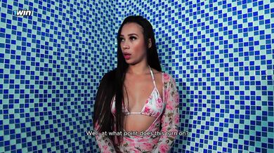 Colombian teen fucks a stranger in a public sauna, creampie! Daniela Andrea & Soldier