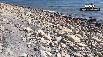 I saw a beauty on a wild nude beach and decided to get acquainted.