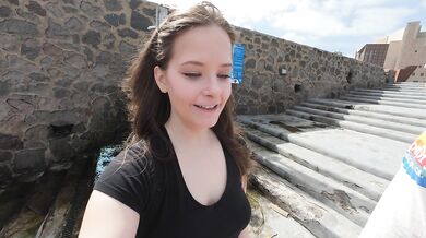 VLOG - Gran Canaria - First naked on the beach, then he fucks me in the shower.
