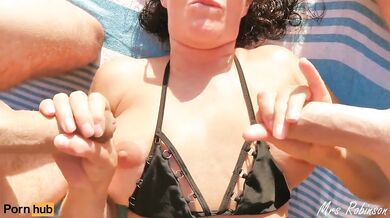 Wife lets Stranger Finger her on the Beach and Plays with 2 Cocks