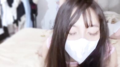 A beautiful female anchor's explicit video has been leaked.