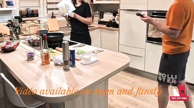 Teaser day 3 - orgasm with vibrating egg and free use while cooking - Christmas at Home