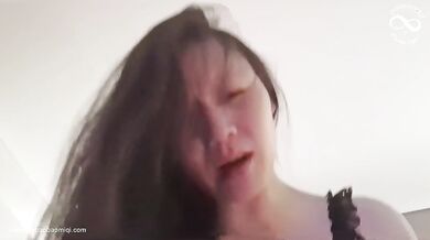 Horny Asian Hotwife begs for creampie - Baobao Linger - LESF-004