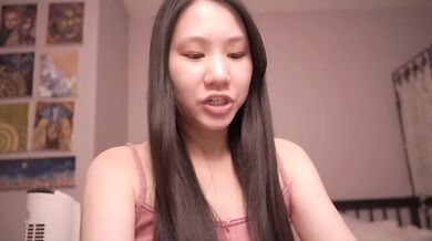 Cute Asian Girl ASMR - Luke 20-21