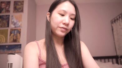 Cute Asian Girl ASMR - Luke 20-21