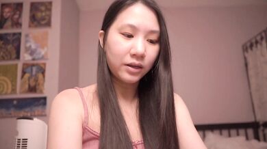 Cute Asian Girl ASMR - Luke 20-21