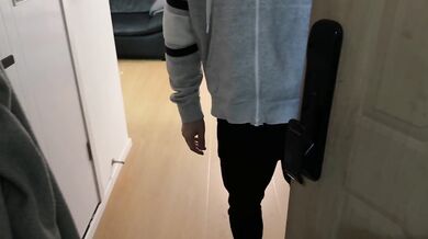 Chinese girl sneak into Neighbour's home for raw CUMSHOT