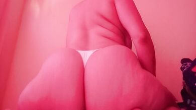 Linda masturbation tits