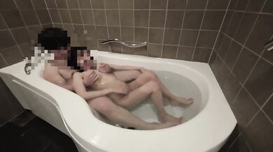 【個人撮影】#29 エンW不倫CH 高級ホテル優雅にカフェしてお風呂へ。。生挿入して中出しする不倫カップルの日常／Japanese amateur /日本人/japanese wife/ milf/