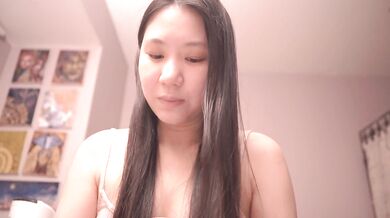 Asian Teen ASMR - Matthew 5-6