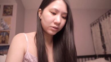 Cute Asian Girl ASMR - Luke 22-24