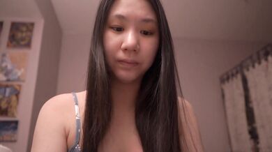 Cute Asian Girl ASMR - Luke 11-12