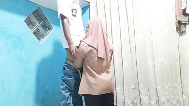 Bu guru ajak ngentot murid setelah pulang sekolah