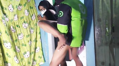 Lagi colmek Kepergok ojol pengantar makanan