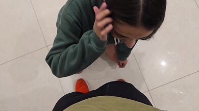 I Greet My Fitness Boyfriend With A Good Blowjob