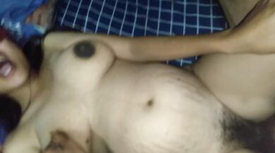 Meniduri Pacarku yang hyper sexs