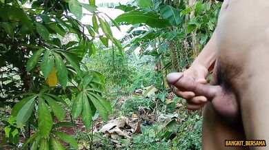 INDONESIAN DICK - Feeling Horny While Walking in the Cassava Garden to Masturbate and Cum a lot