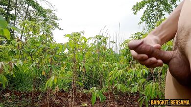 INDONESIAN DICK - Outdoor Masturbation and Big Cumshot after a Month of Fasting