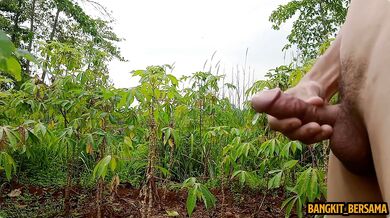INDONESIAN DICK - Outdoor Masturbation and Big Cumshot after a Month of Fasting