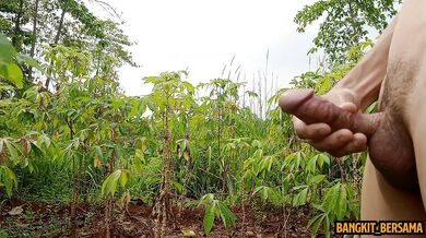 INDONESIAN DICK - Outdoor Masturbation and Big Cumshot after a Month of Fasting