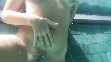 playin in the pool