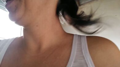 I walk without panties outdoor