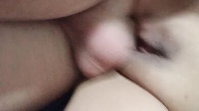 Penetrada por mi vecino mientras los padres no están