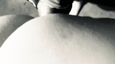 Wife loves bouncing on my cock