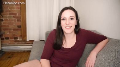 Clara Dee vous apprend le français