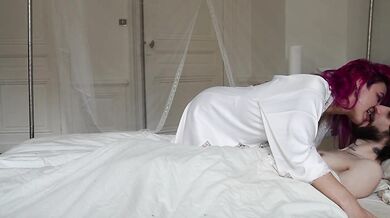 Chaque matin, Je jouis dans sa gorge, puis dans sa chatte, ma femme est incroyable.