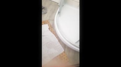 POV : Masturbe-toi avec moi sous la douche