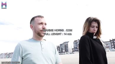 FELLATION BISEXUEL FRANCAIS SUR LA PLAGE VLOG DEHORS EXHIB ON SUCE ET ON SE BRANLE SANS HONTE
