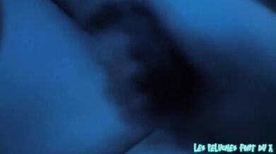 Hot blowjob & mutual play – huge cumshot on her tits/Fellation chaude, masturbation complice… et éja