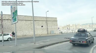 Jeune femme prends une double pénétration vaginal avec le meilleur ami de son mari