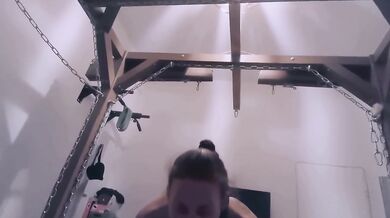 Squirting fuck slave