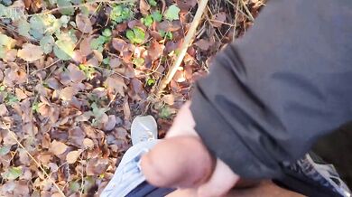 Risky Handjob on Busy Hiking Trail - We Almost Got Caught