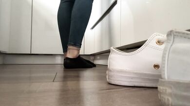 how you would like to secretly smell my sweaty feet