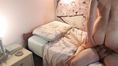 I join my stepmom in the guest room for a quick fuck - Real Amateur Sex -