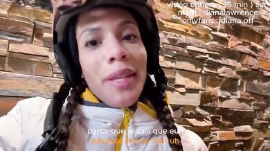 Elle vide les couilles d'un vendeur de ski
